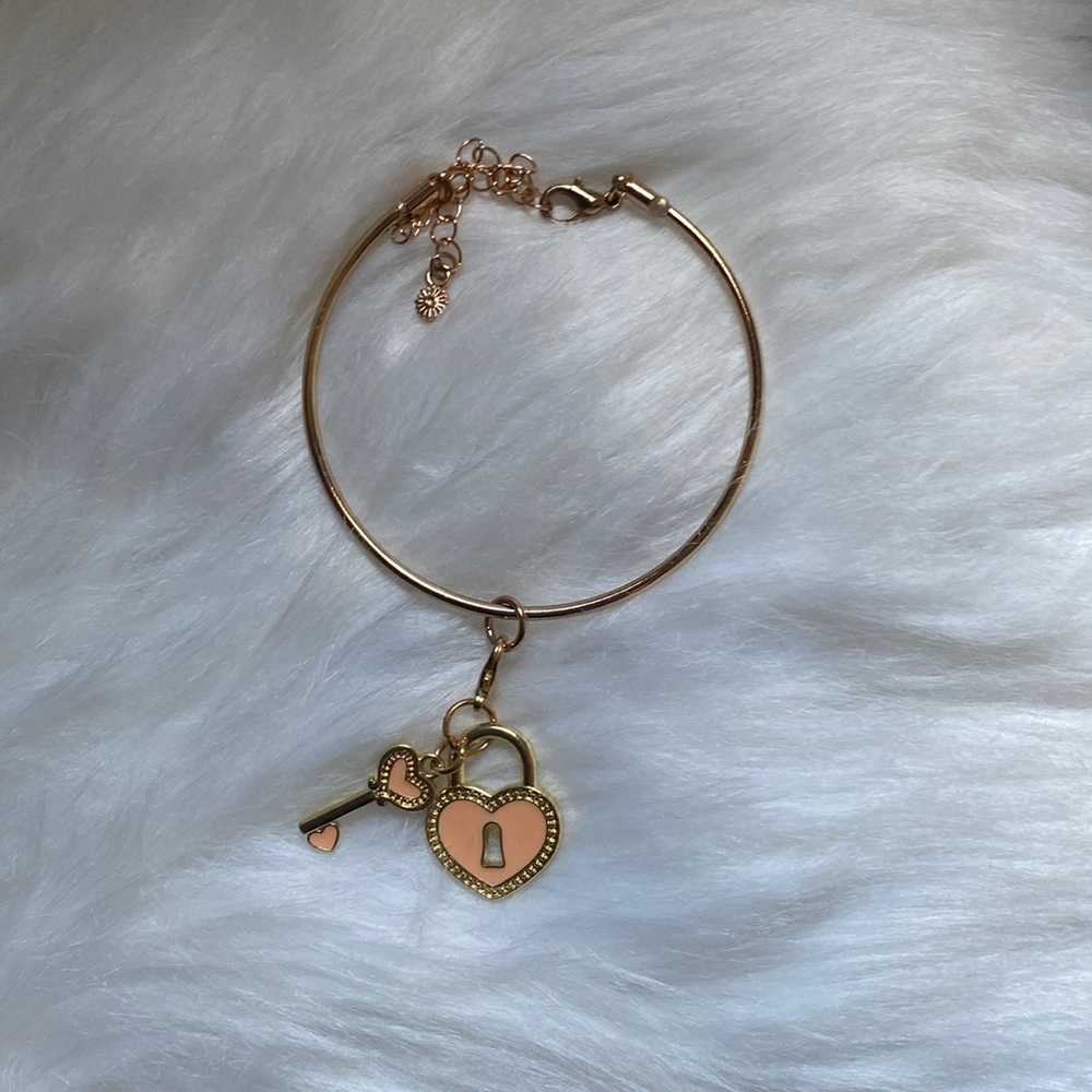 Charm bracelet